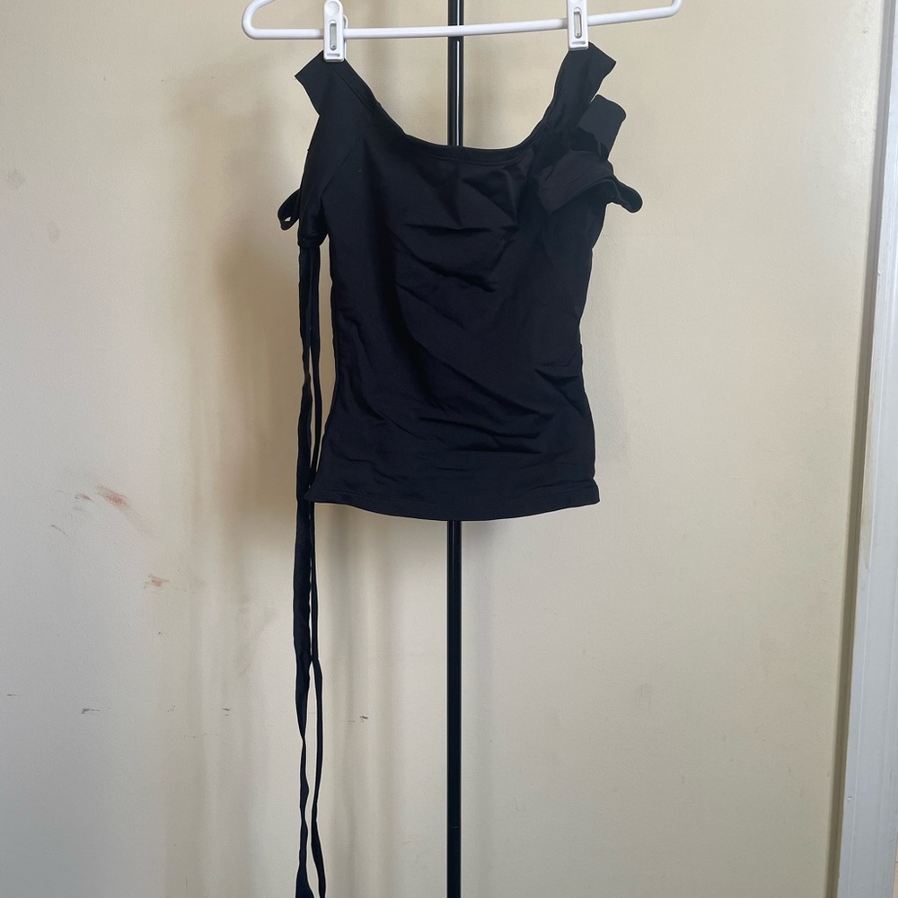 Ripped Black top
